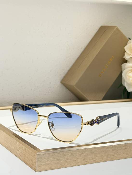Picture of Bvlgari Sunglasses _SKUfw79165084fw